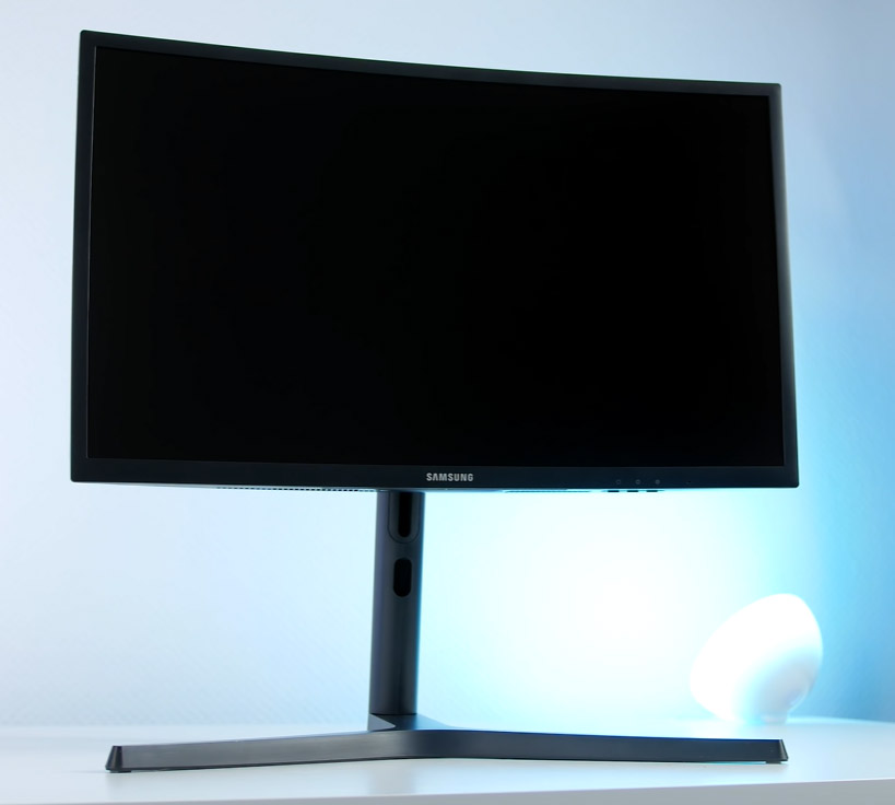 Samsung C24RG52FQR: Análisis del monitor 144Hz 1080p 8 Samsung C24RG52FQR
